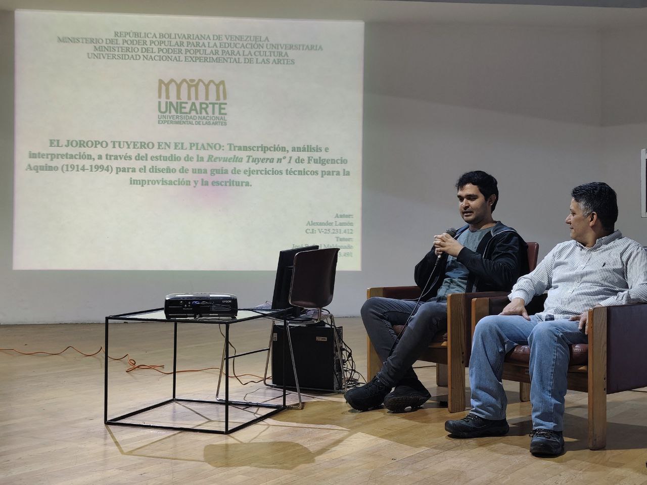 Explorando el proceso de creación e investigación en la Unearte