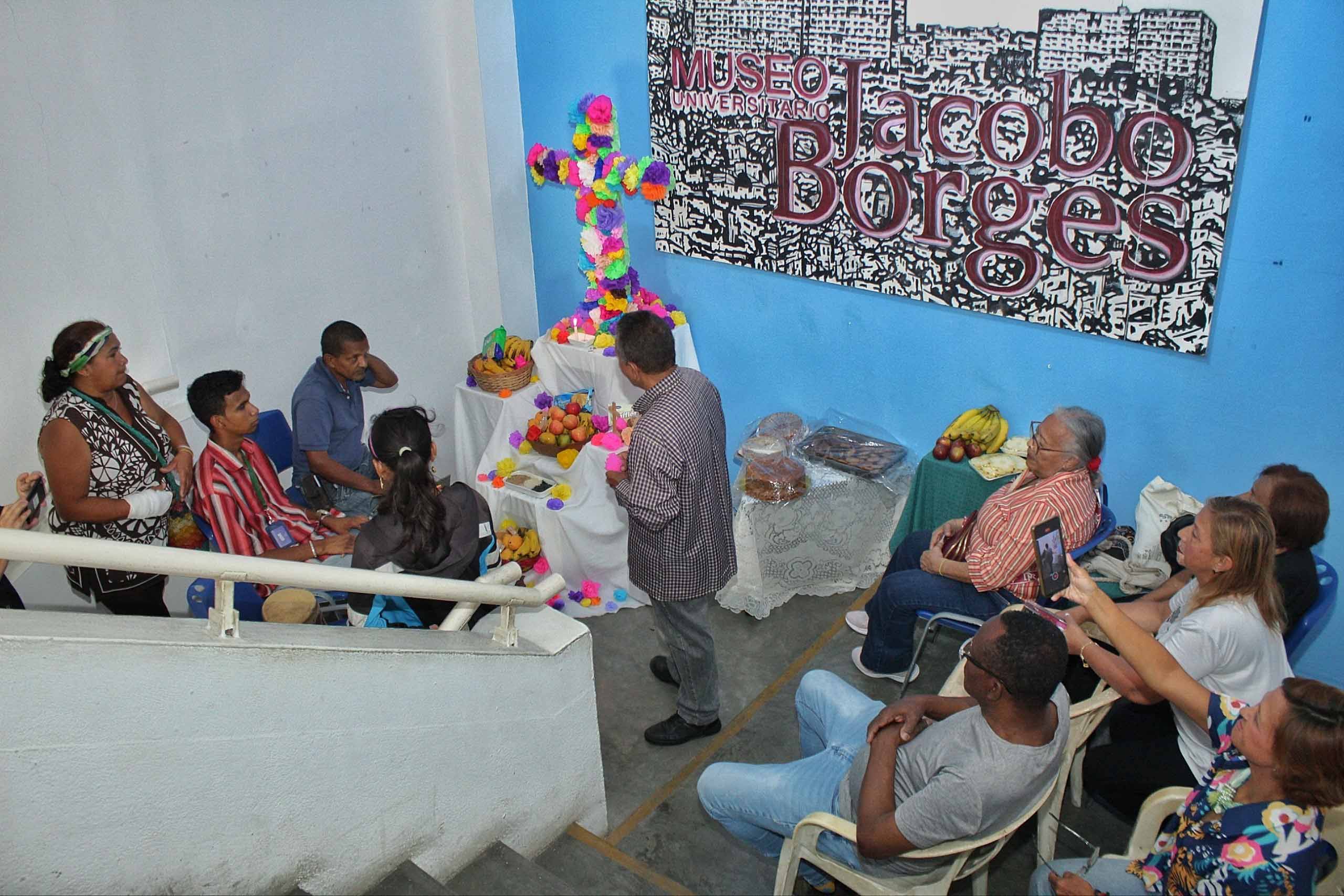 Unearte celebra la Cruz de Mayo en el museo Jacobo Borges
